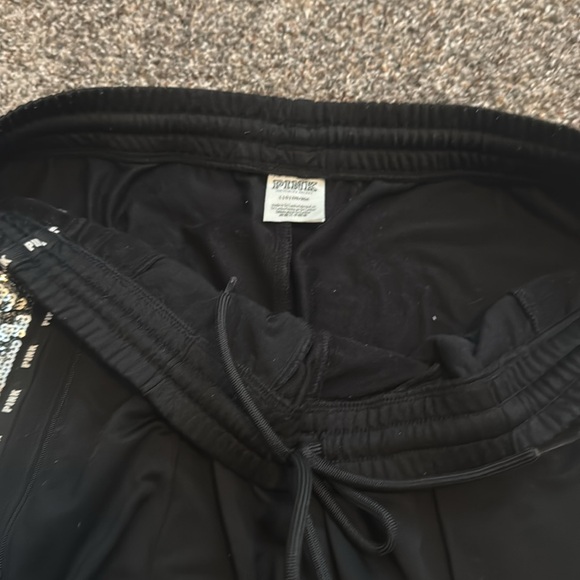 VICTORIAS SECRET PINK SEQUIN JOGGERS BLACK SZ LARGE - Picture 7 of 7